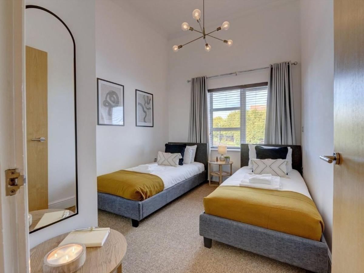 The Clement Apartment Stylish Two Bedroom Apartment Very Close To The Birmingham Arena Buitenkant foto